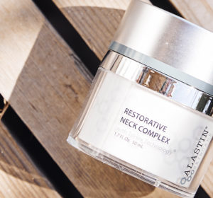 What’s in that Jar? How the Alastin Transition Duo + Restorative Neck Complex Works