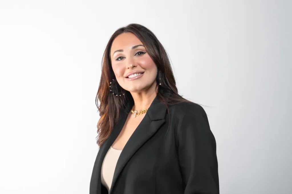 Lynsey NP 1 Los Angeles - Brentwood