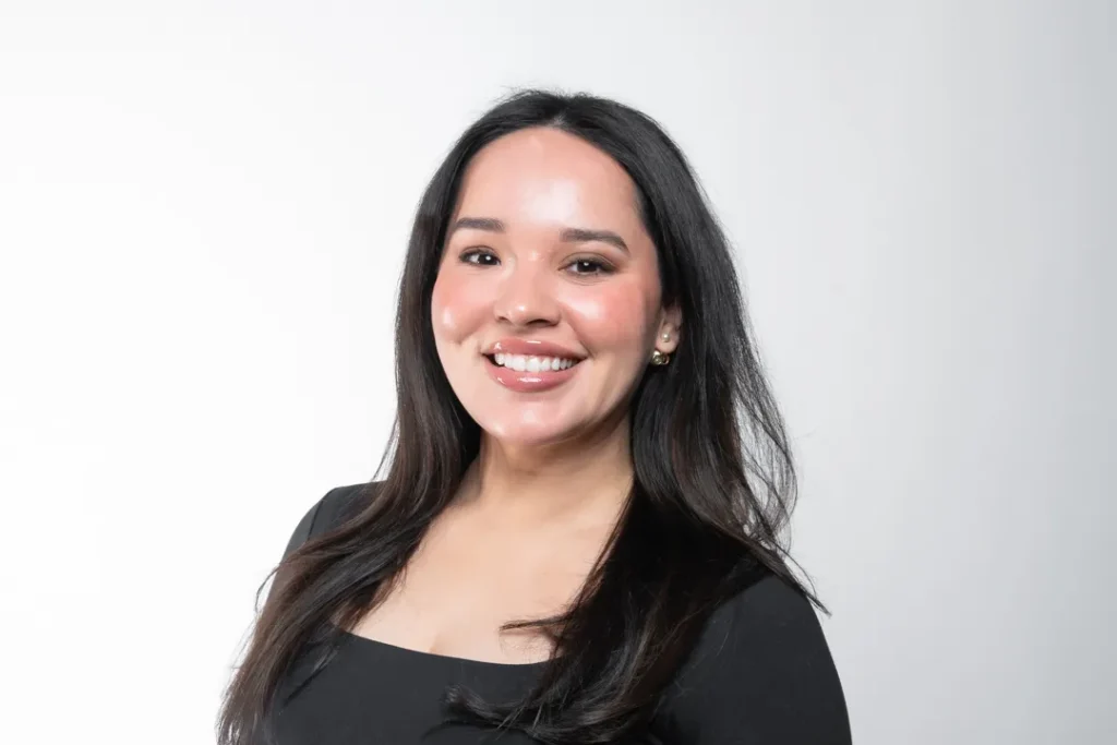 Priscilla NP 1 Dallas - Mockingbird Station