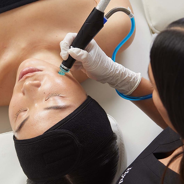 Lauren-Treatment-Face-laser