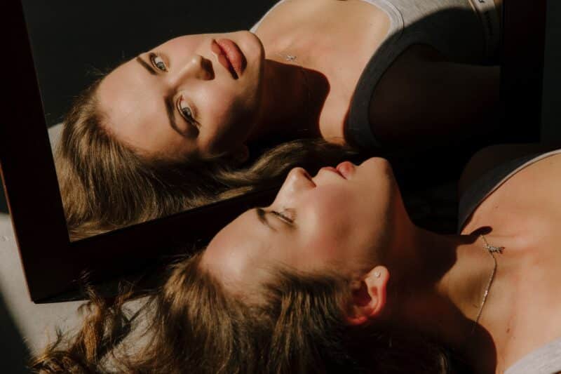 microneedling-model-treatment