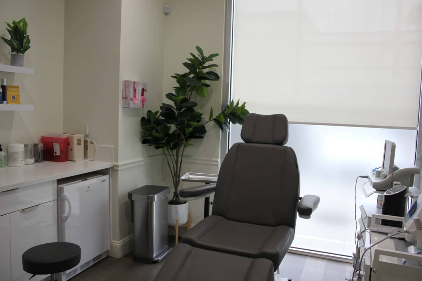 Brea-treatment-Room-laser-injectables-chair