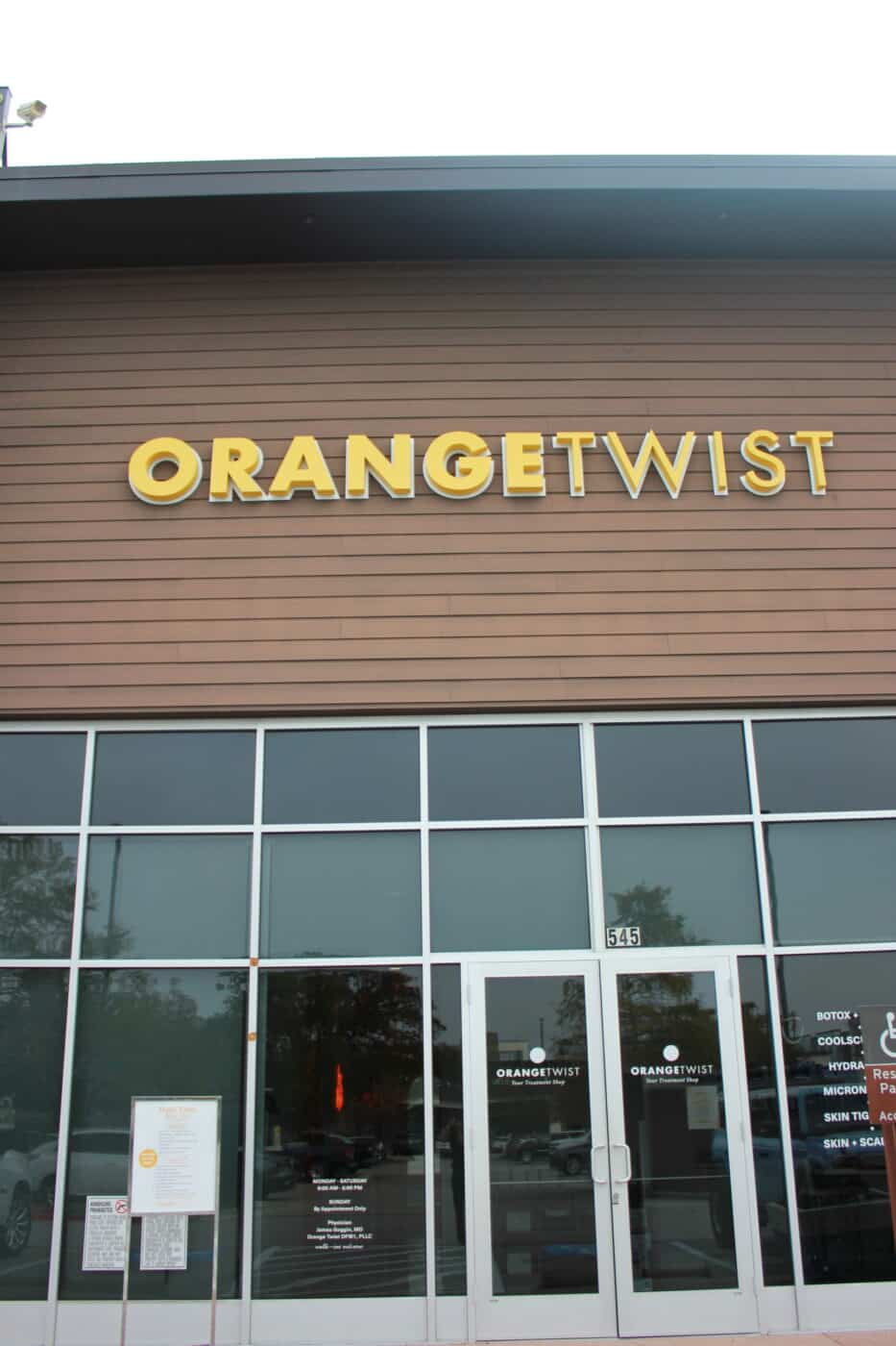 Fort-Worth-Shopfront-Orangetwist