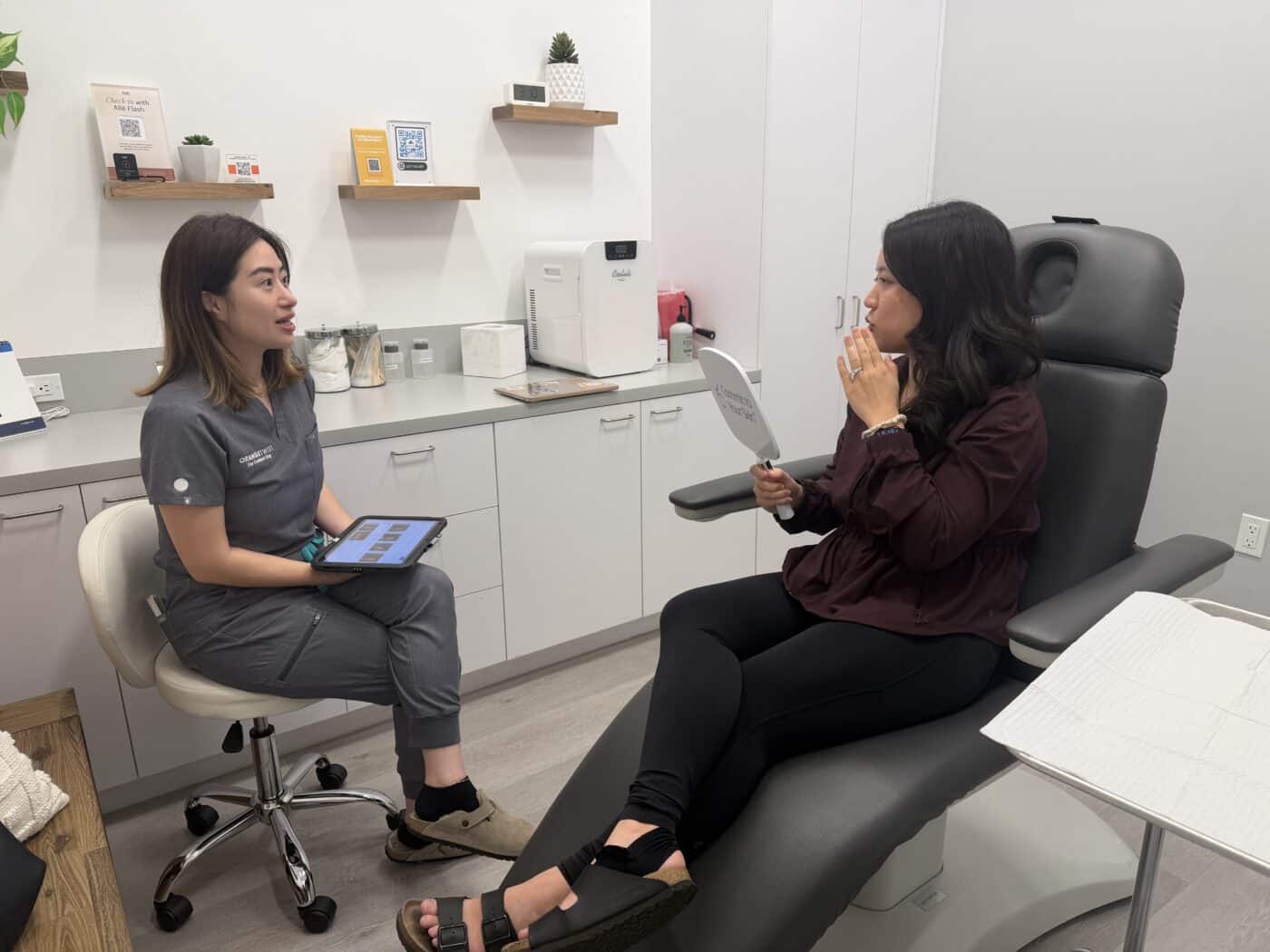 Acne Scar Discuss with Client