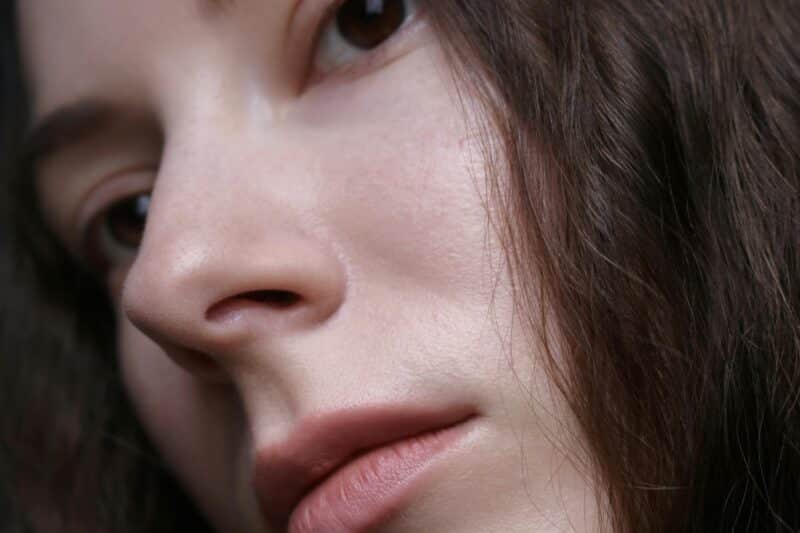 Concern Lip Line