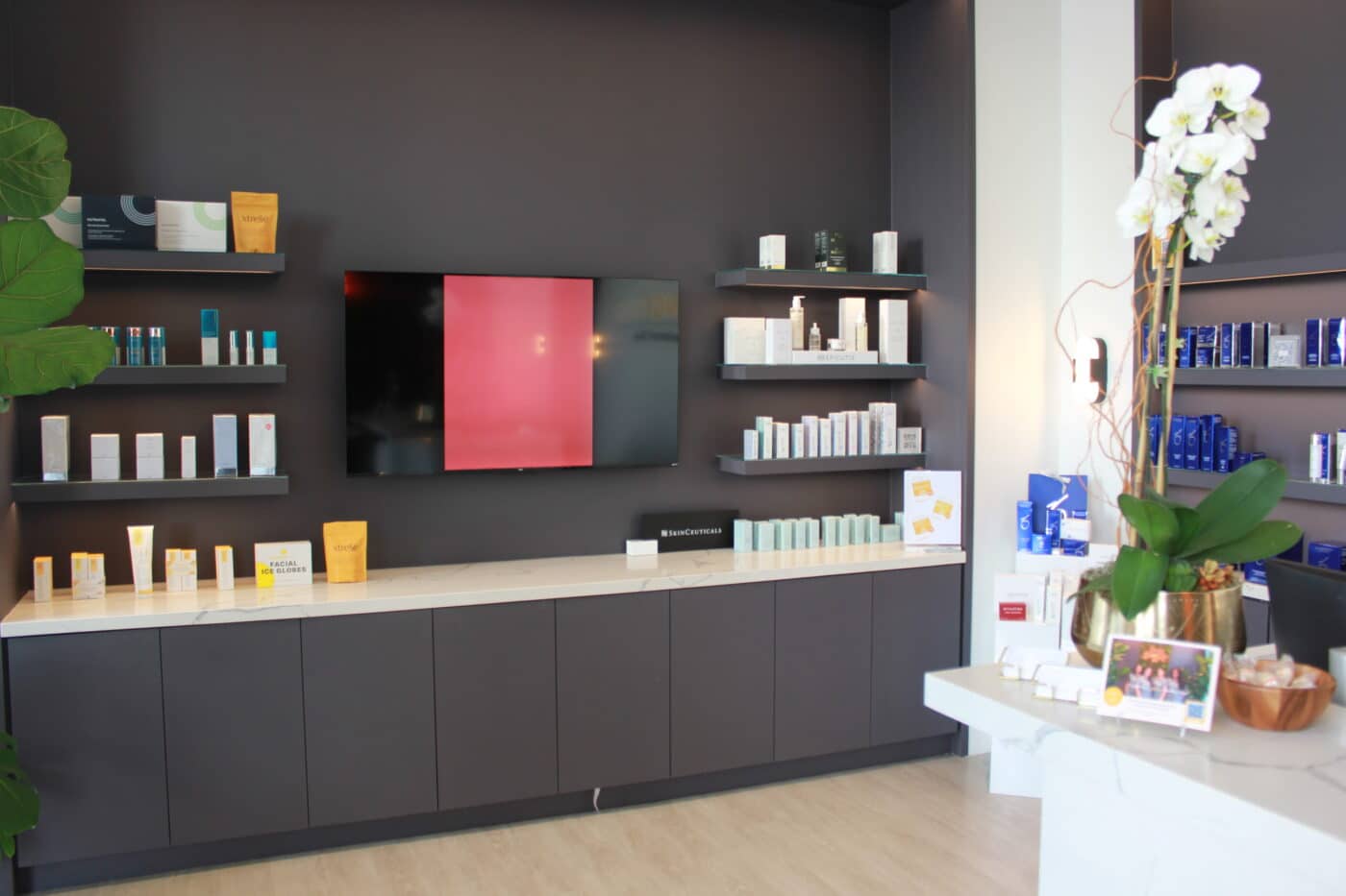Orangetwist-skincare-shelf-products