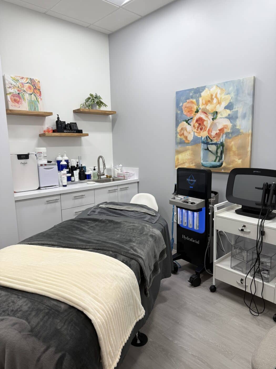 dallas mockingbird treatment room